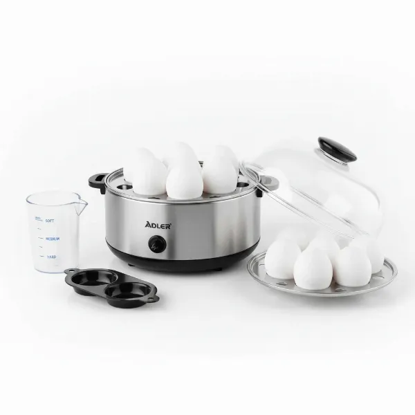 Adler AD 4486 electric egg boiler showing 8-egg capacity, measuring cup, and poaching tray